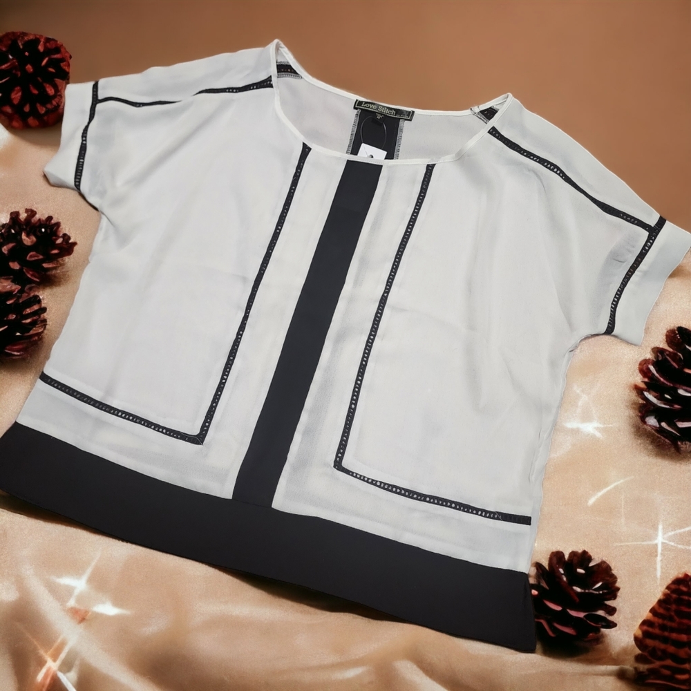 Love Stitch Women Black & White Top
